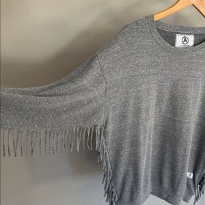U.S. Alterations Los Angeles grey sweatshirt w fringe detailed sleeves. Small.